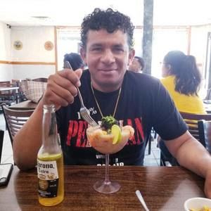 Meet your Posher, Manuel